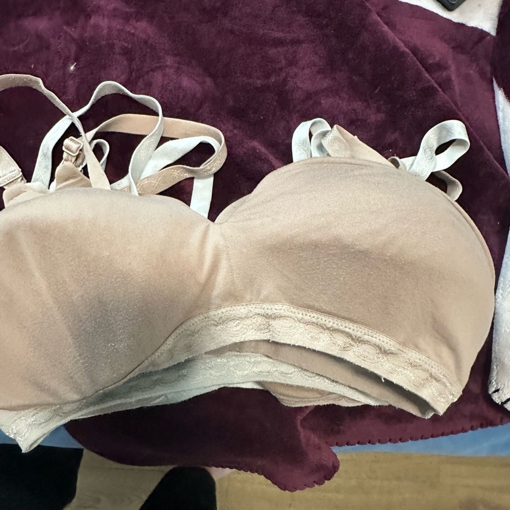 4 Warners no wire bra’s 38 C - Picture 6 of 15